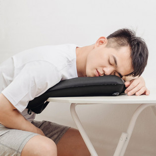 Early wind porous inflatable cushion
